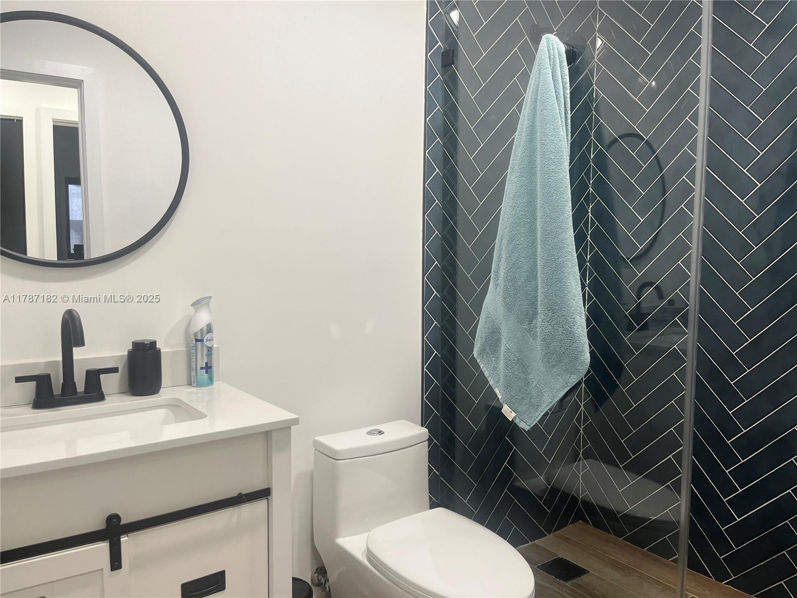 PEMBROKE LAKES SEC 1 - Residential