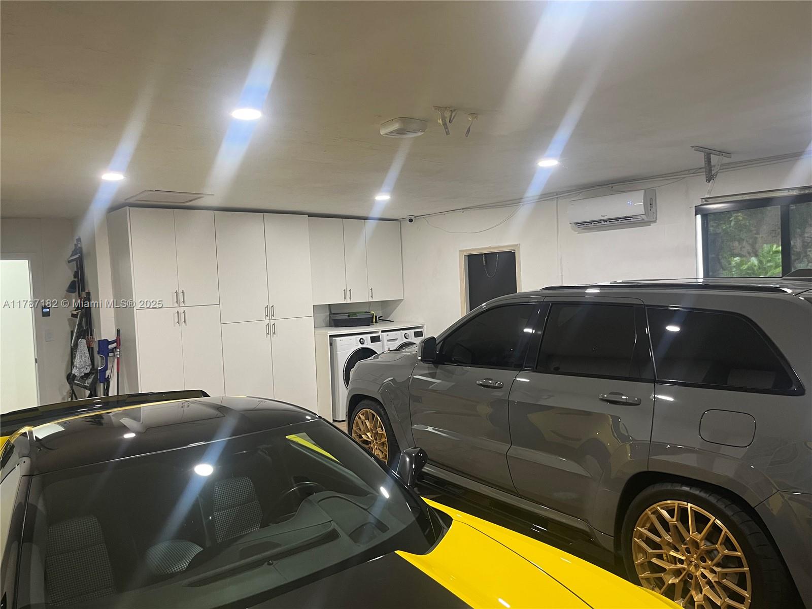 PEMBROKE LAKES SEC 1 - Residential