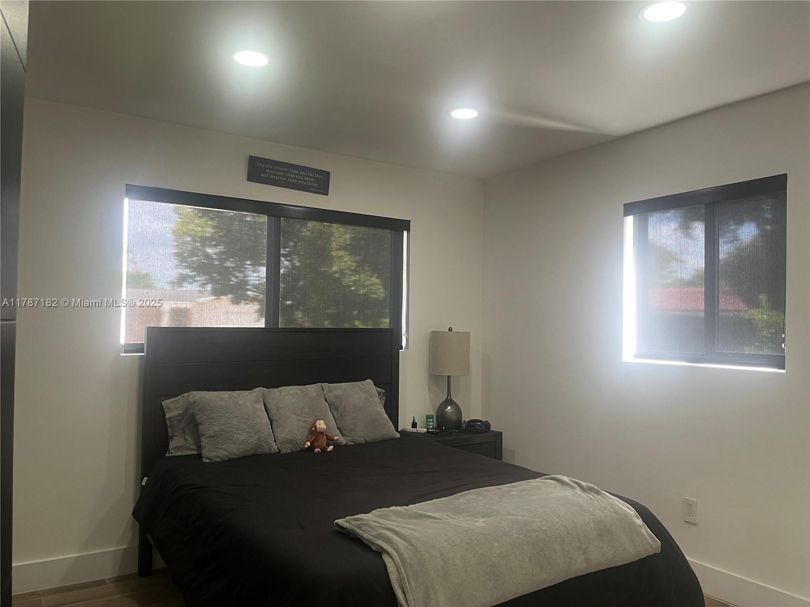 PEMBROKE LAKES SEC 1 - Residential