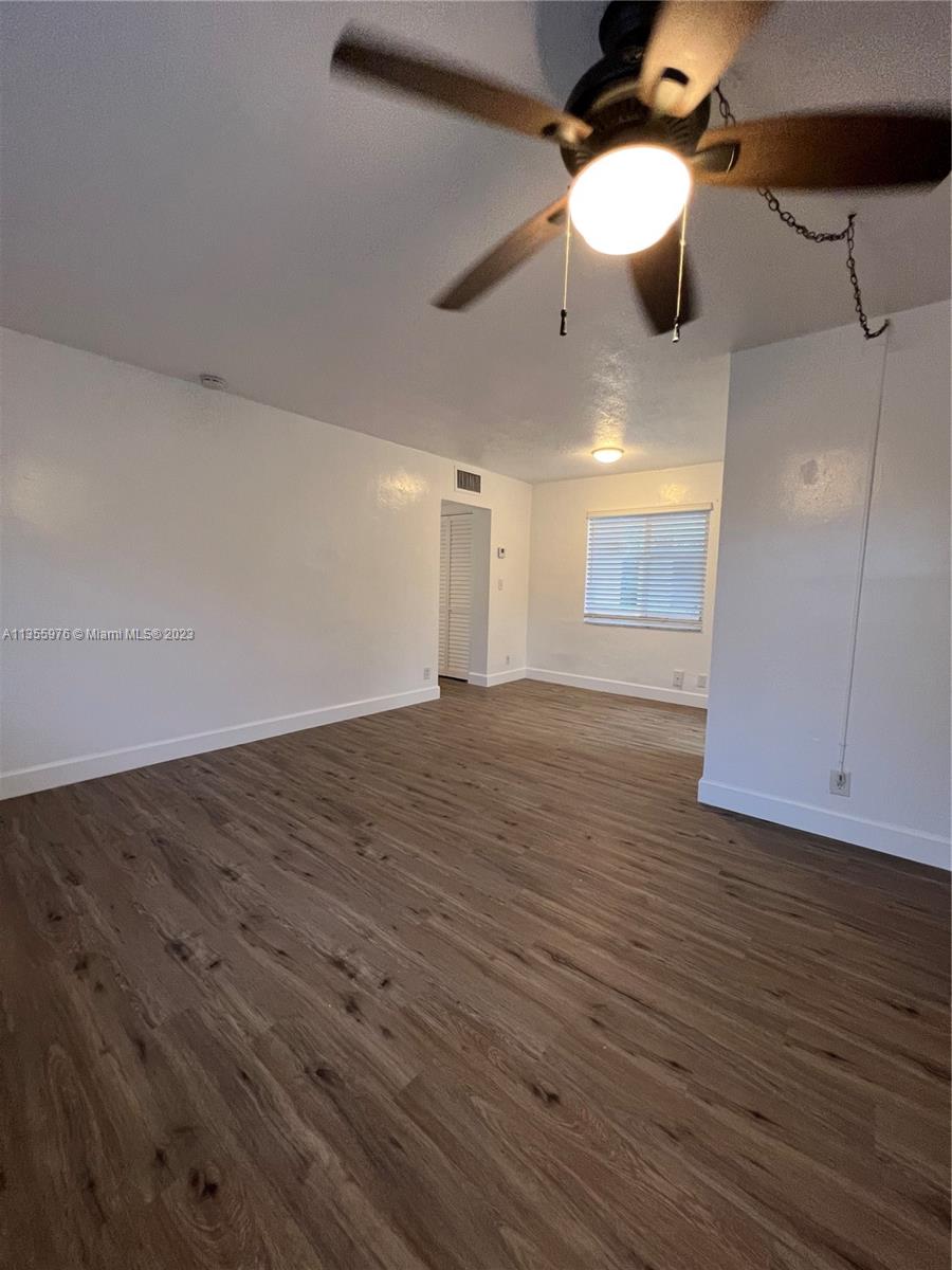 HOLLYWOOD - Residential Lease