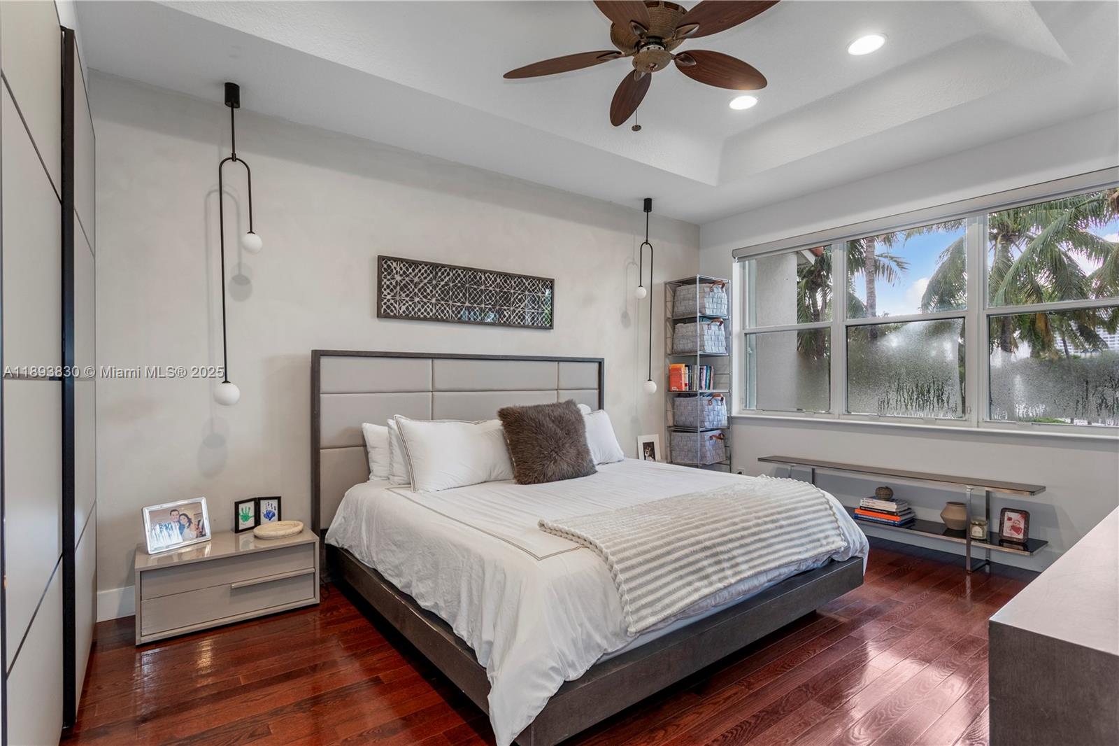 THREE ISLANDS 3RD SECTION - Residential