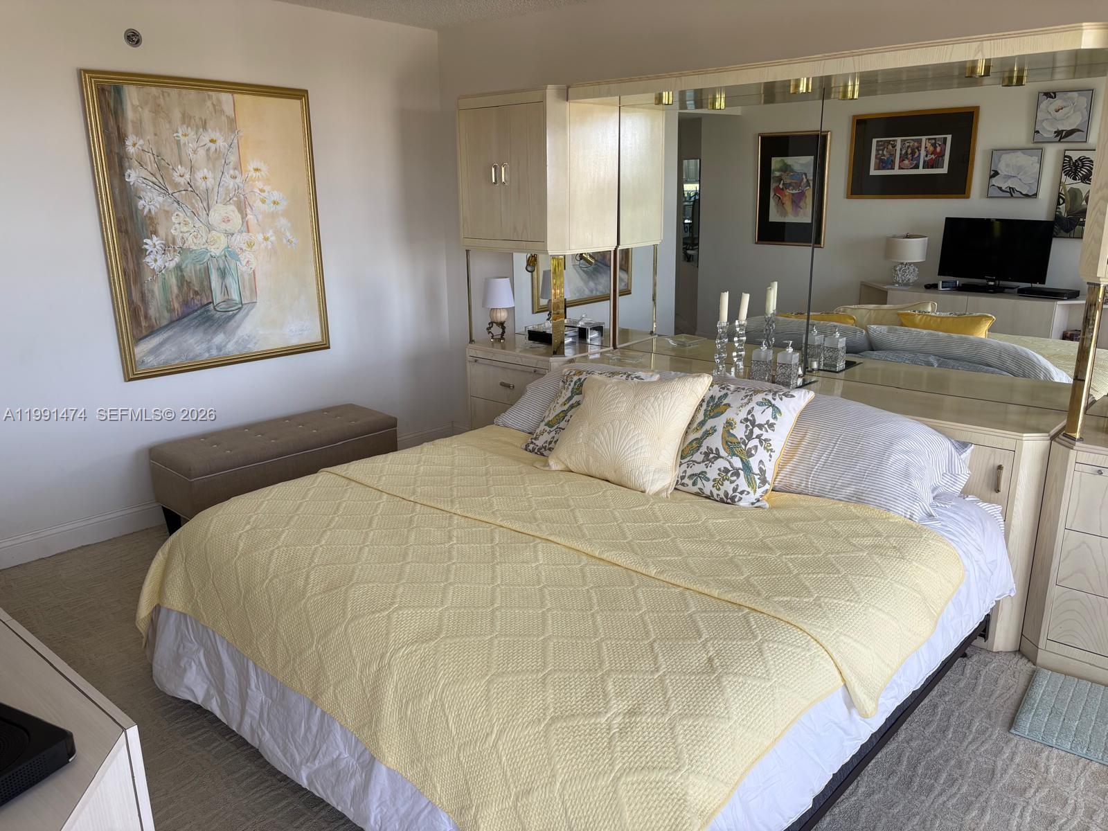 HARBOR TOWERS - Residential