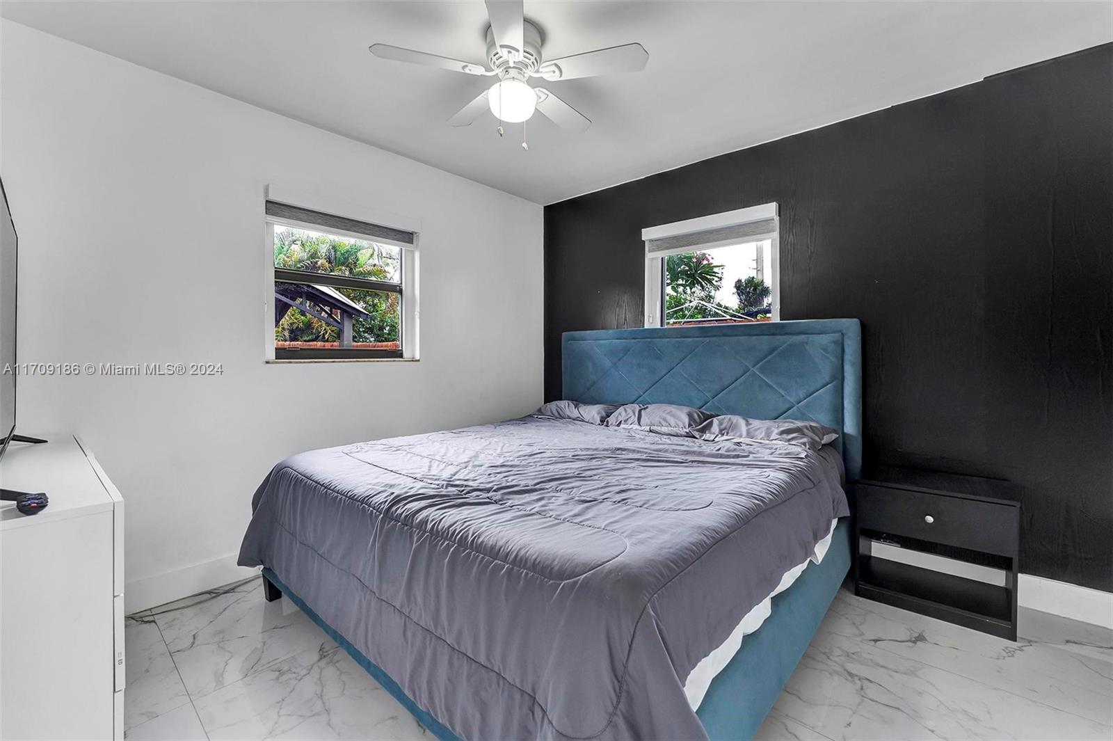COLLIER MANOR FIRST ADD - Residential
