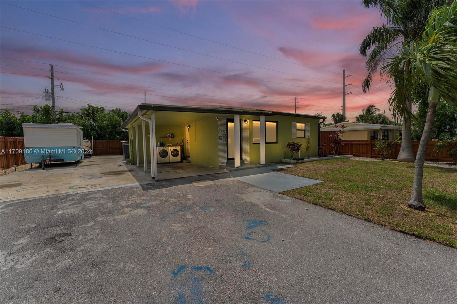 COLLIER MANOR FIRST ADD - Residential