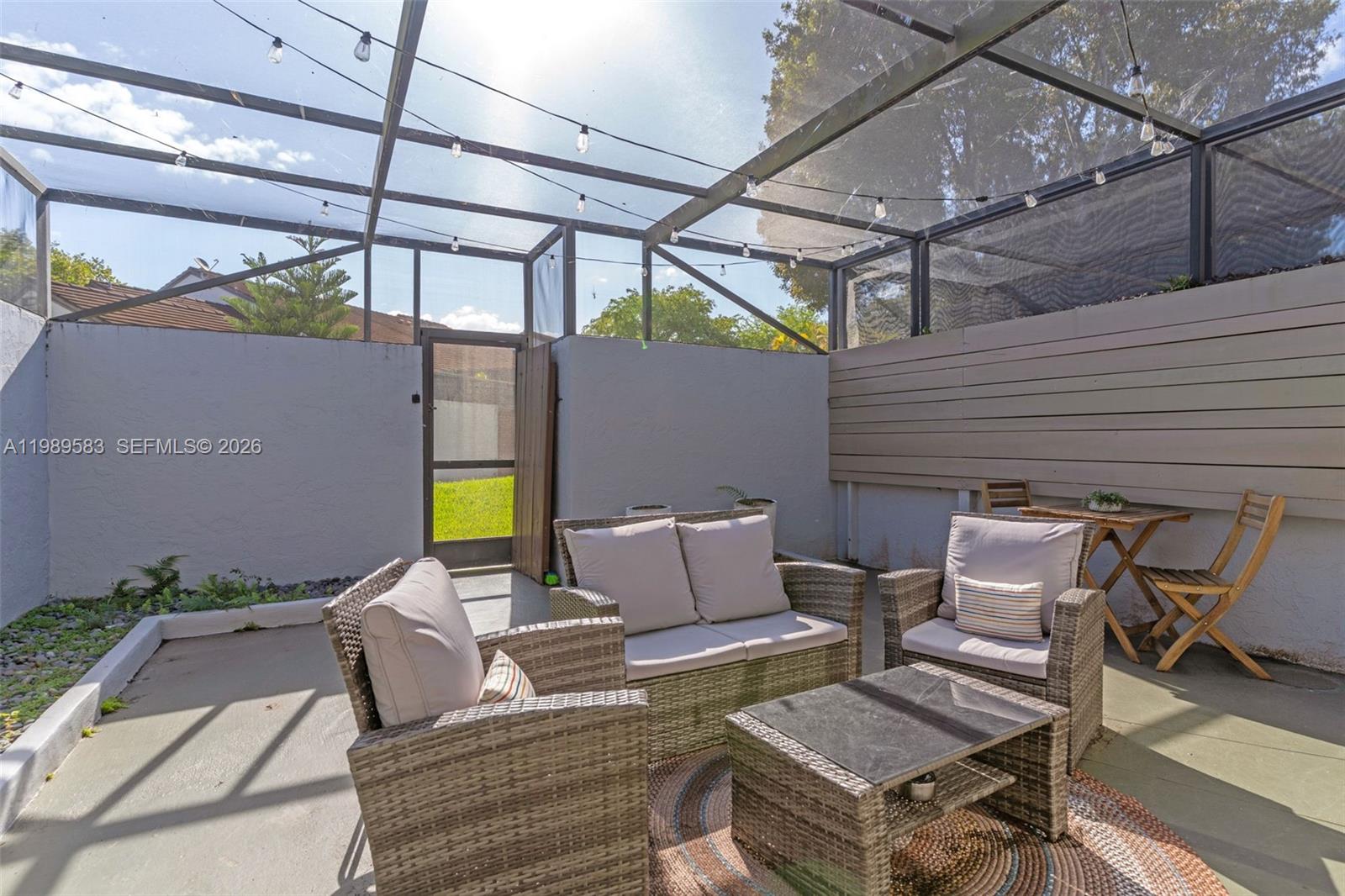 CALUSA POINT - Residential