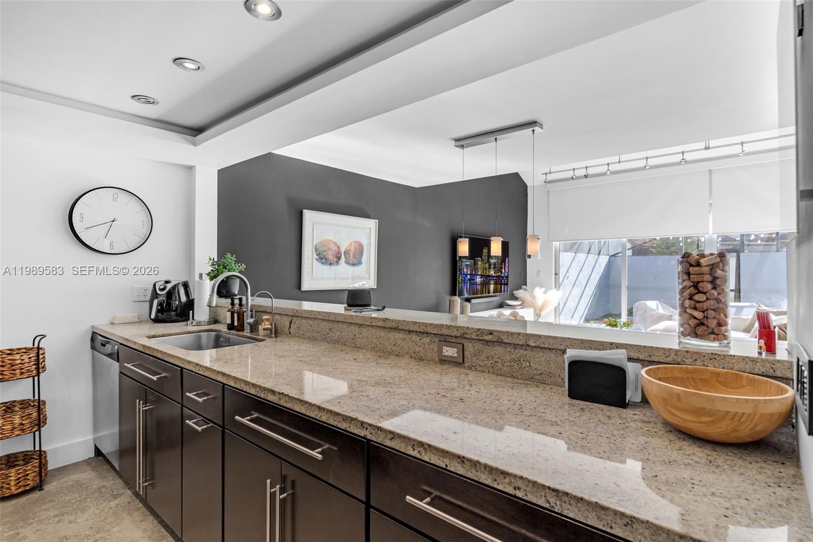 CALUSA POINT - Residential