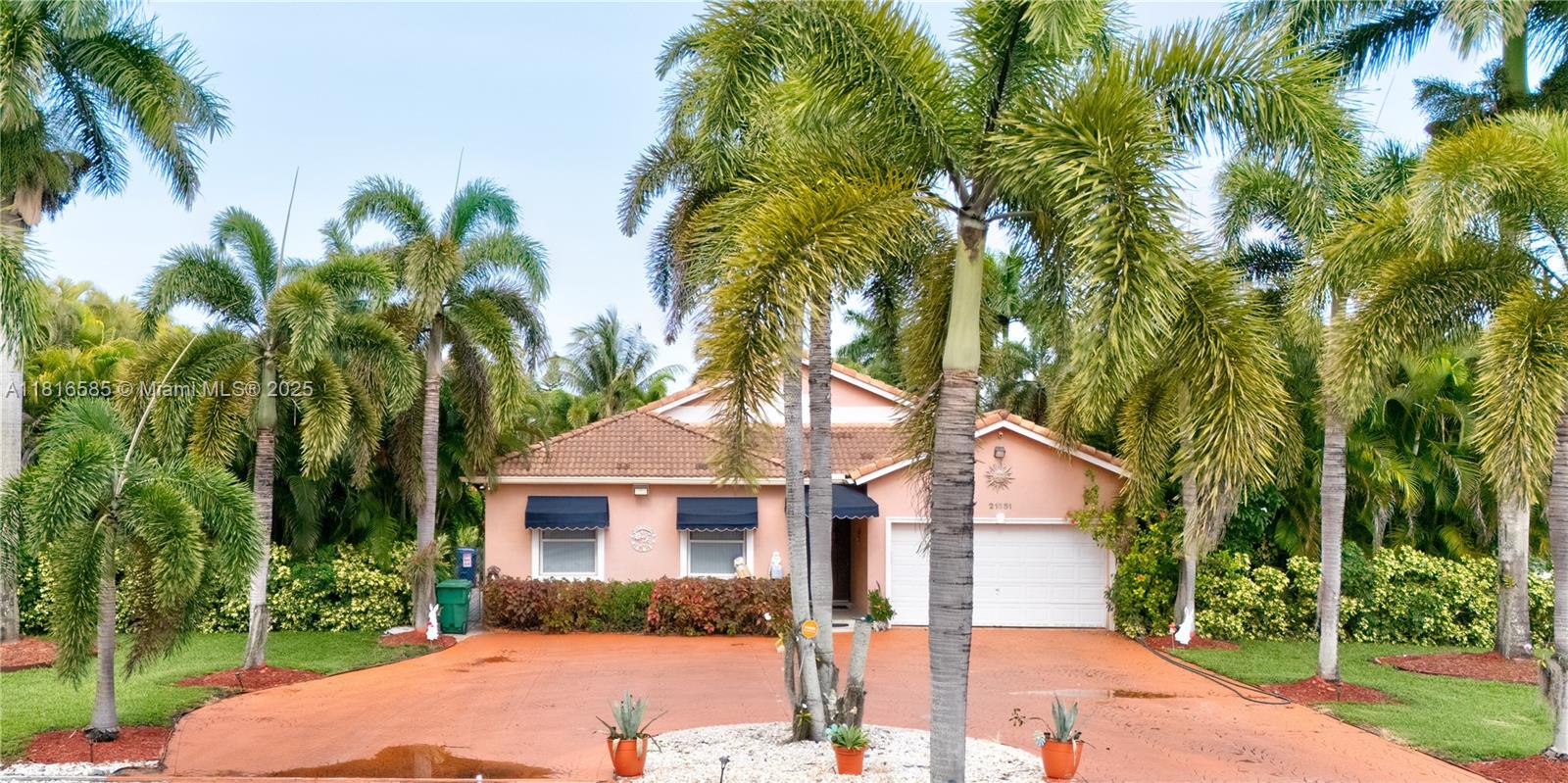 21551 Sw 187th Ave, Miami, Broward County, Florida - 4 Bedrooms  
2 Bathrooms - 
