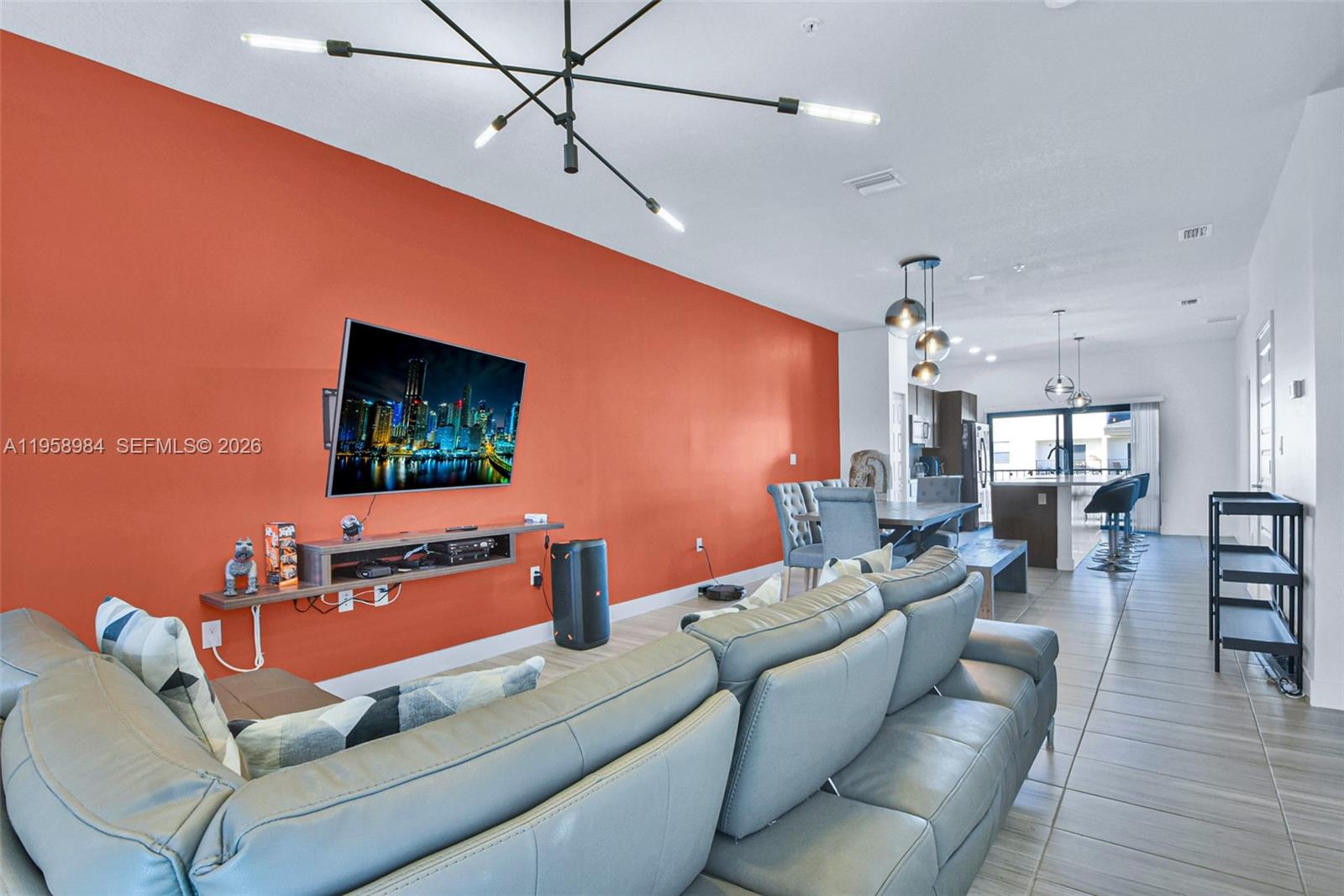 GRAND BAY SOUTH VILLAS - Residential Lease