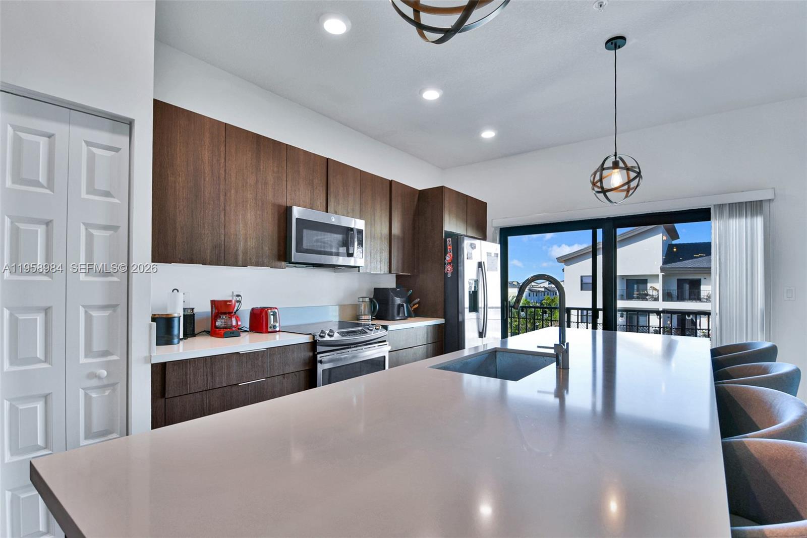 GRAND BAY SOUTH VILLAS - Residential Lease