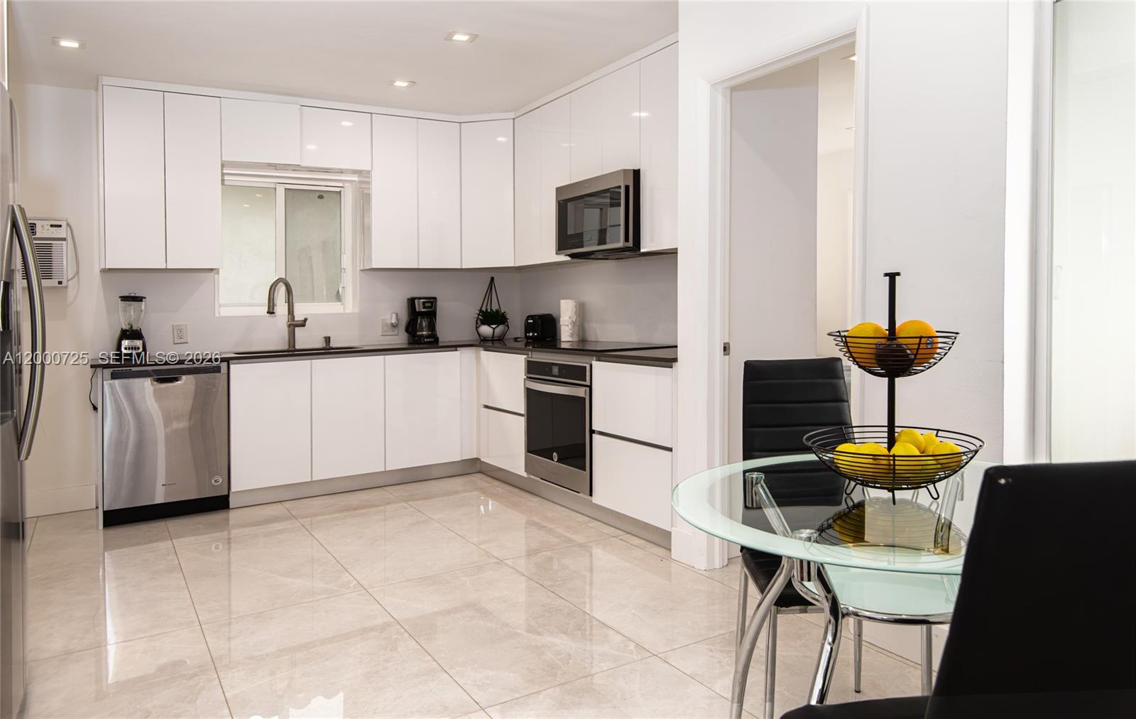 ENCHANTED LAKE SEC 2 - AN - Residential Lease