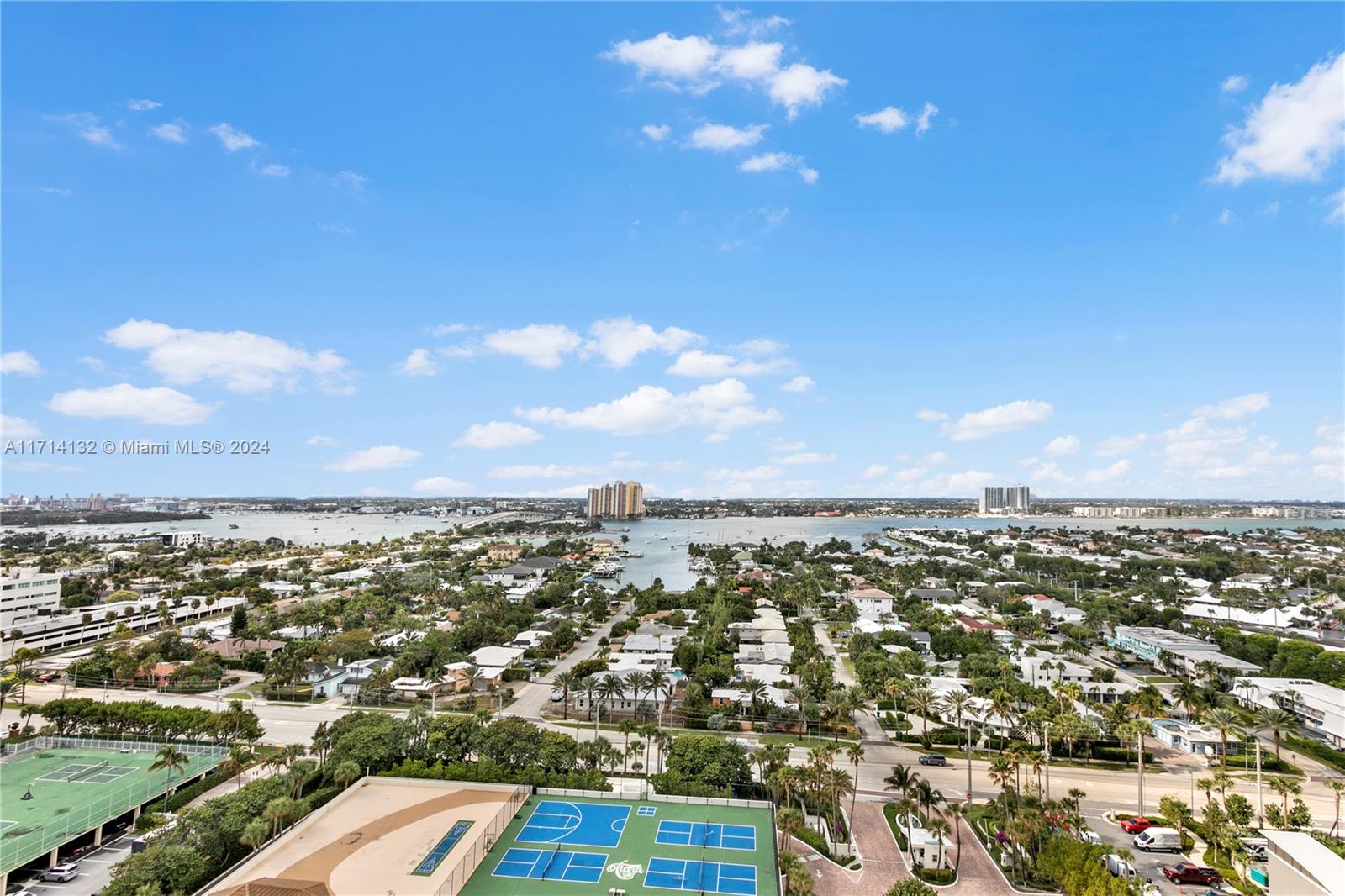 TIARA CONDO - Residential