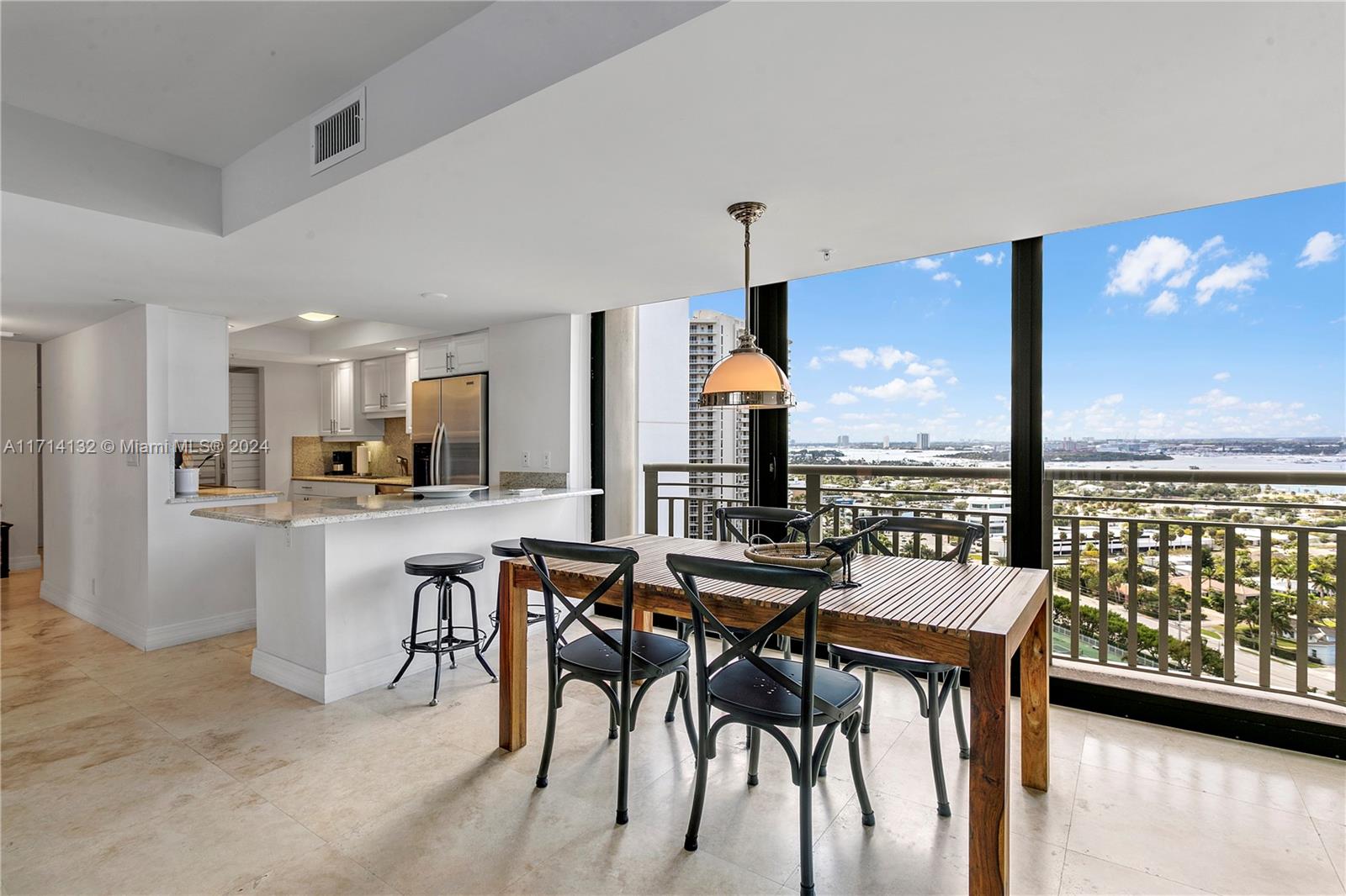 TIARA CONDO - Residential