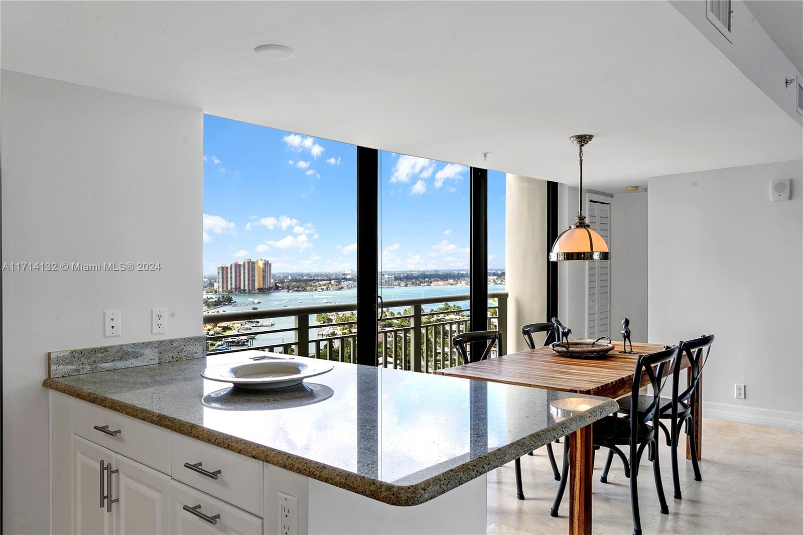 TIARA CONDO - Residential