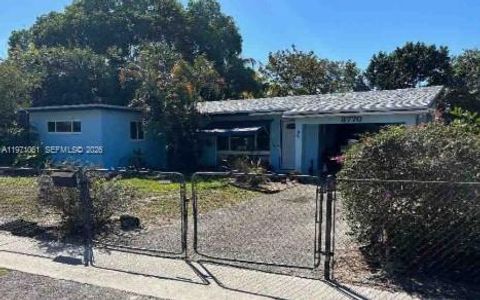 3770 SW 23rd St Fort Lauderdale FL 33312