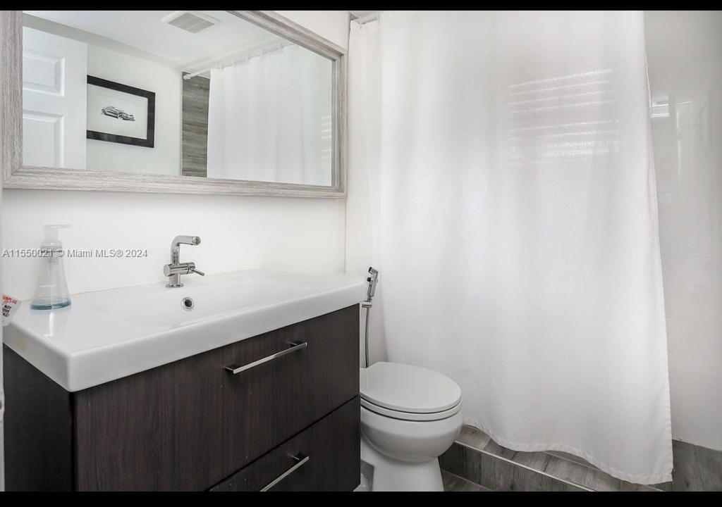 NOB HILL WEST CONDO - Residential Lease