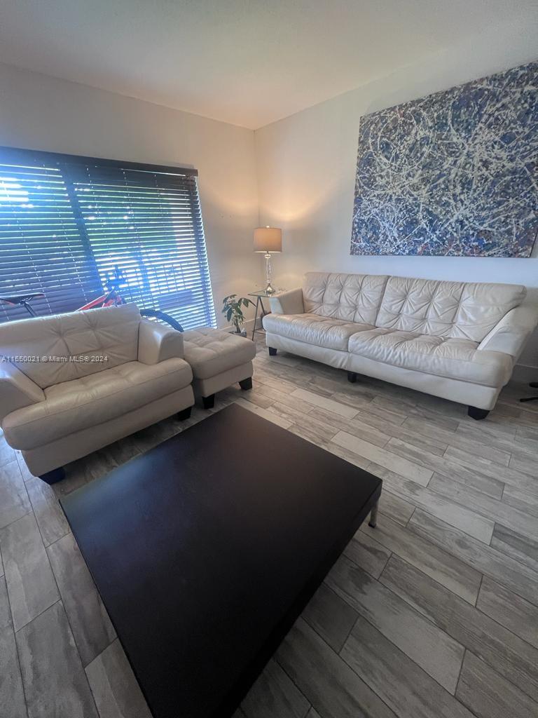 NOB HILL WEST CONDO - Residential Lease