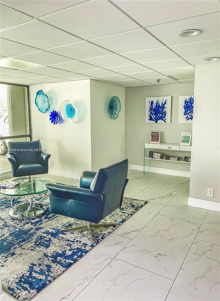 AMBASSADORS V NORTH CONDO - Residential Lease