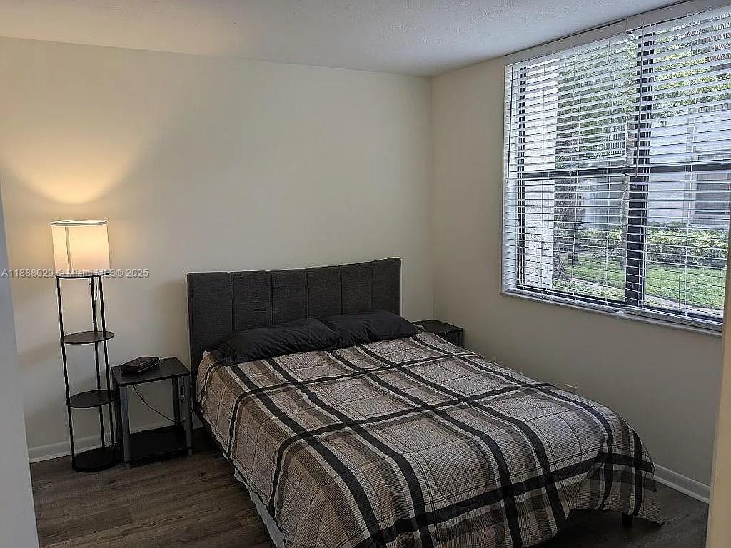 VILLAS AT MEADOW LAKES CO - Residential