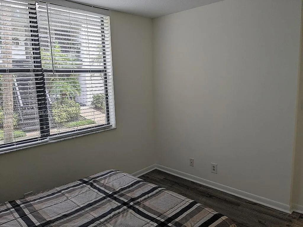 VILLAS AT MEADOW LAKES CO - Residential