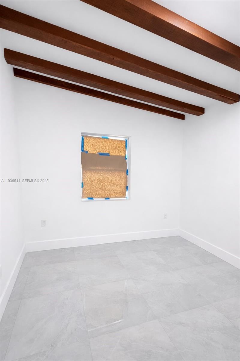 NORTH WEST LAUDERDALE - Residential