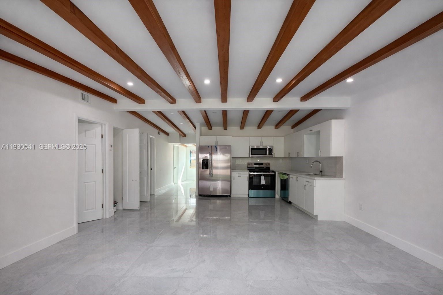 NORTH WEST LAUDERDALE - Residential