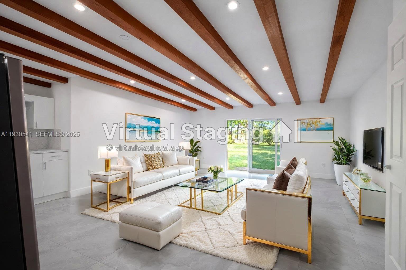 NORTH WEST LAUDERDALE - Residential