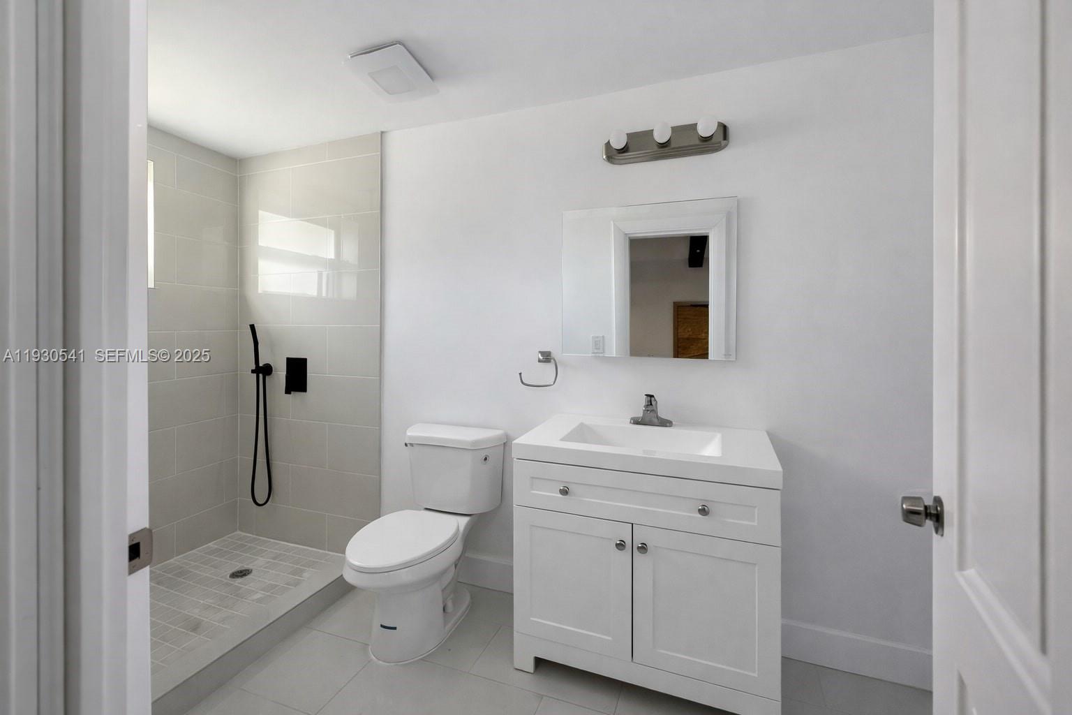 NORTH WEST LAUDERDALE - Residential