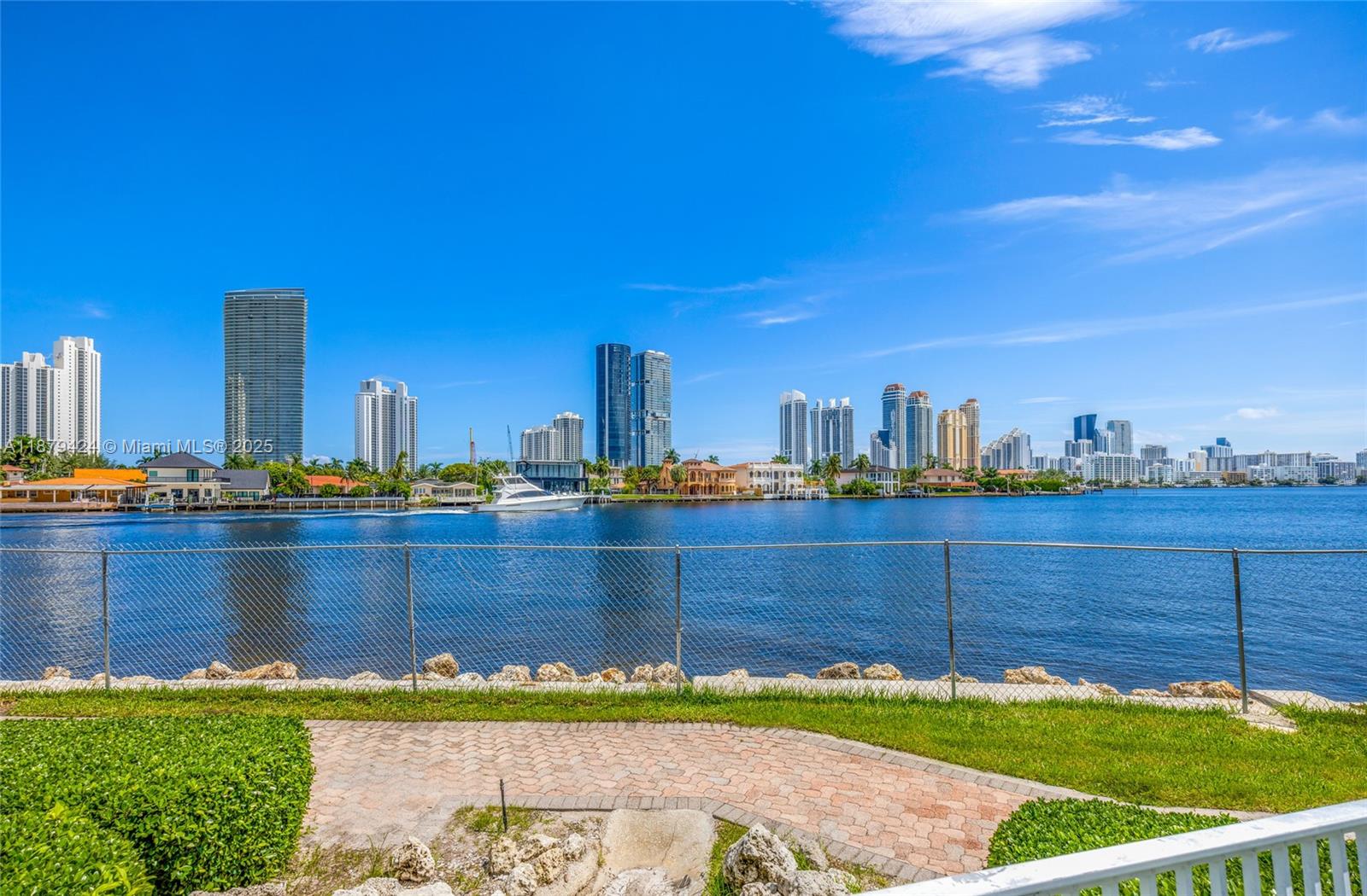 MYSTIC POINTE CONDO NO TW - Residential