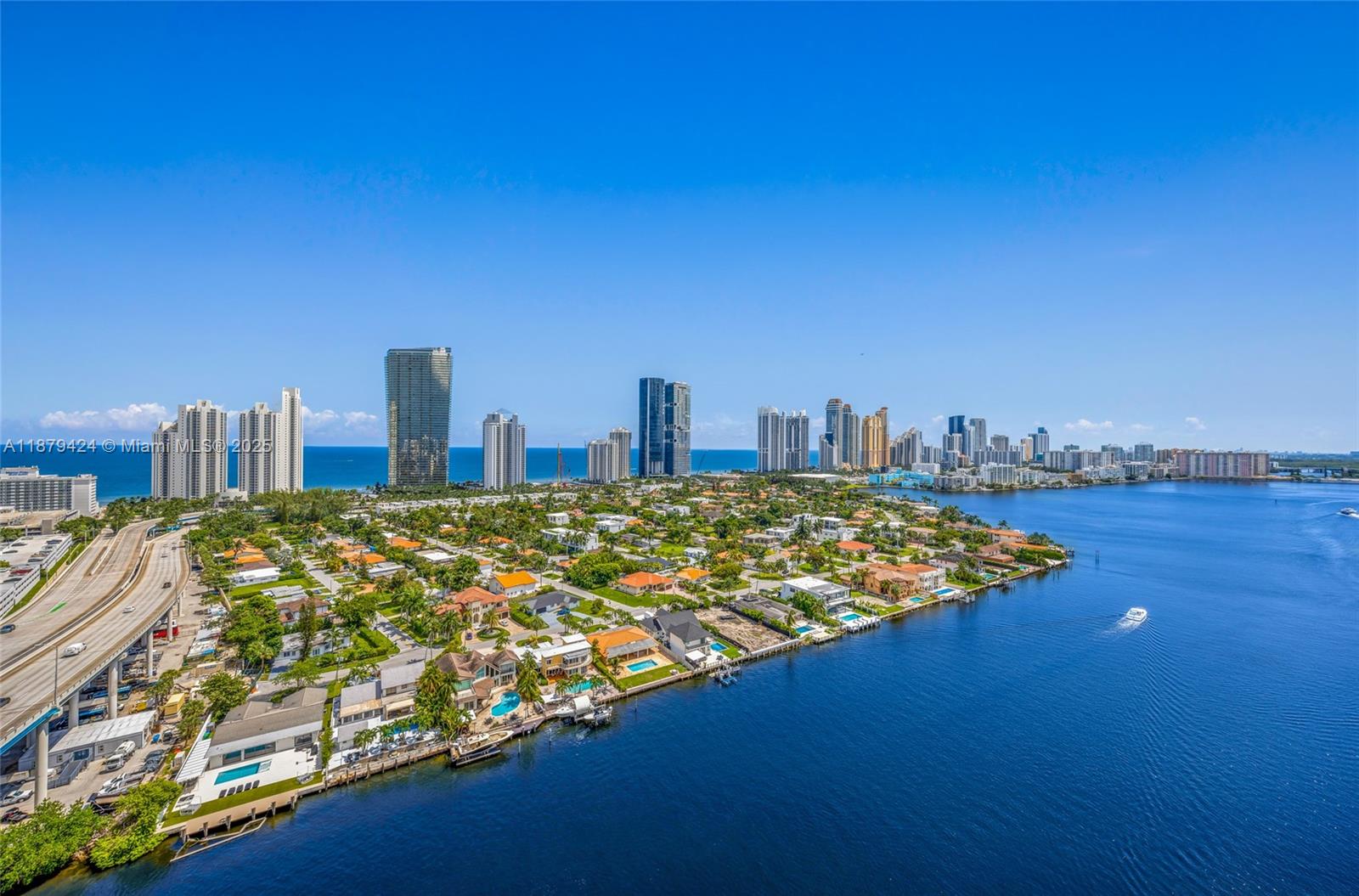 MYSTIC POINTE CONDO NO TW - Residential