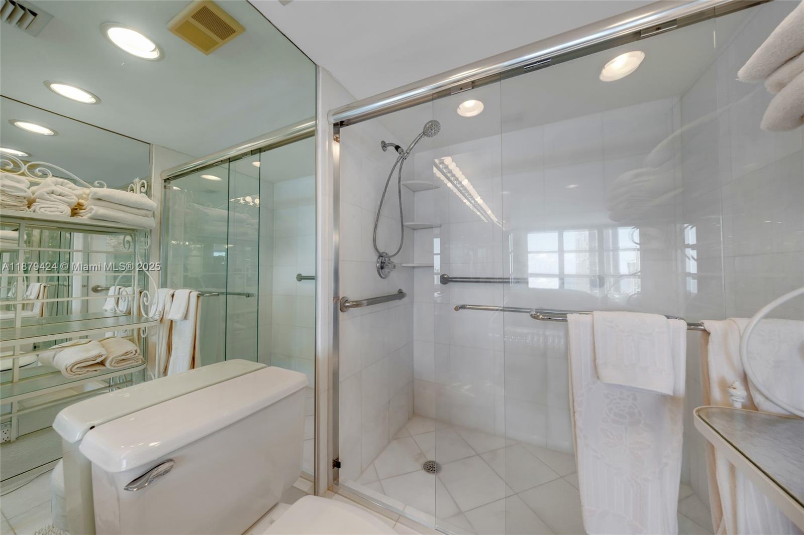 MYSTIC POINTE CONDO NO TW - Residential