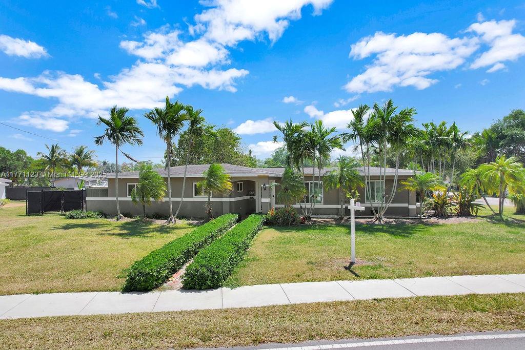Property for Sale at 8480 Caribbean Blvd, Cutler Bay, Miami-Dade County, Florida - Bedrooms: 3 
Bathrooms: 2  - $830,000