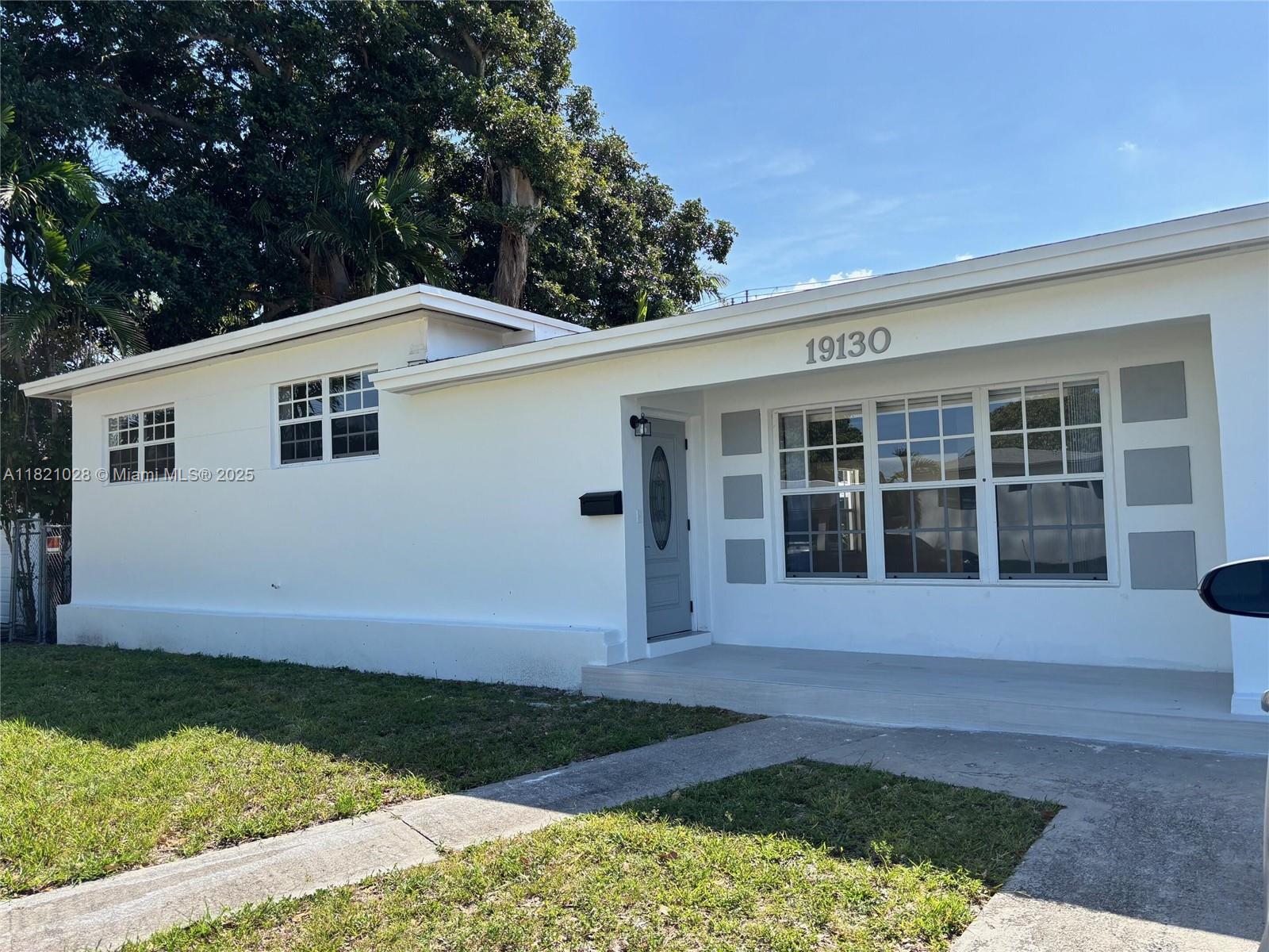 19130 Nw 10th Ct, Miami Gardens, Broward County, Florida - 3 Bedrooms  
2 Bathrooms - 