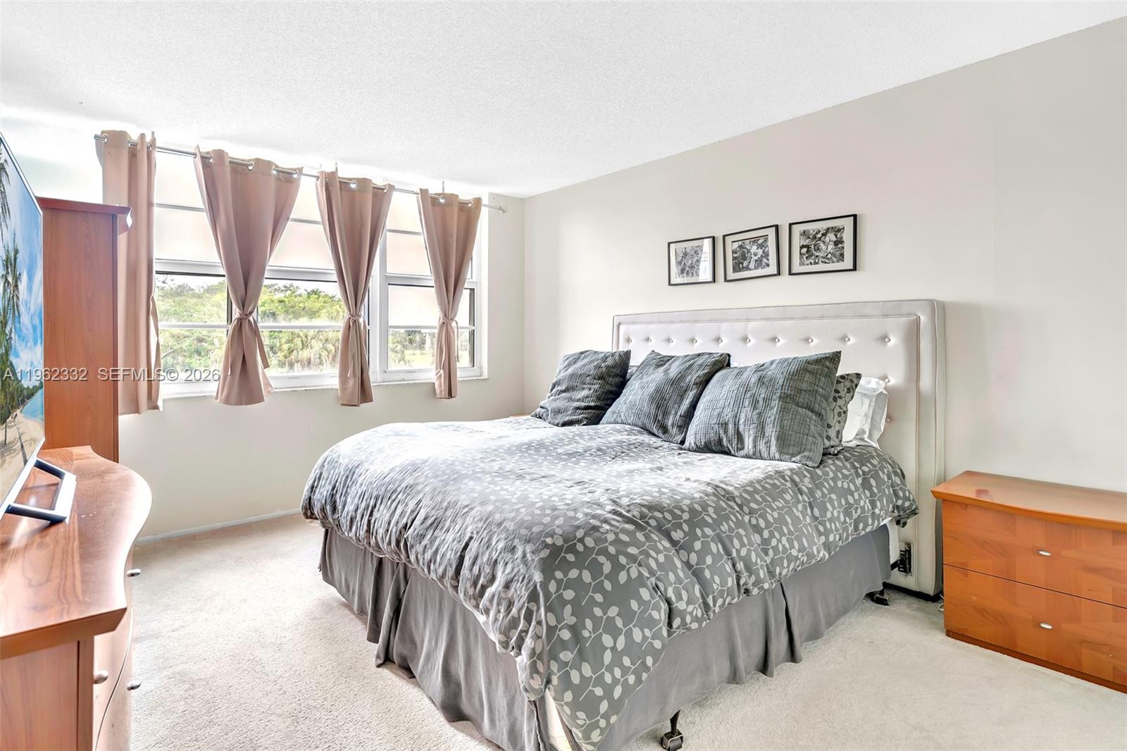 NO 112 PALM-AIRE COUNTRY - Residential