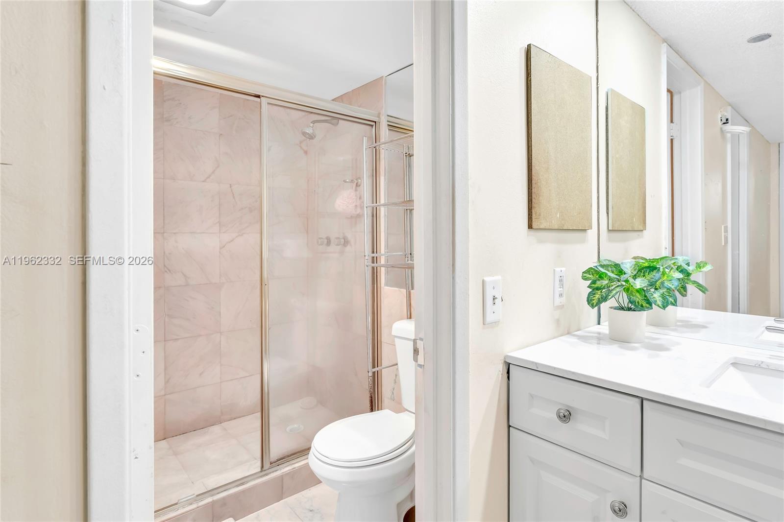 NO 112 PALM-AIRE COUNTRY - Residential