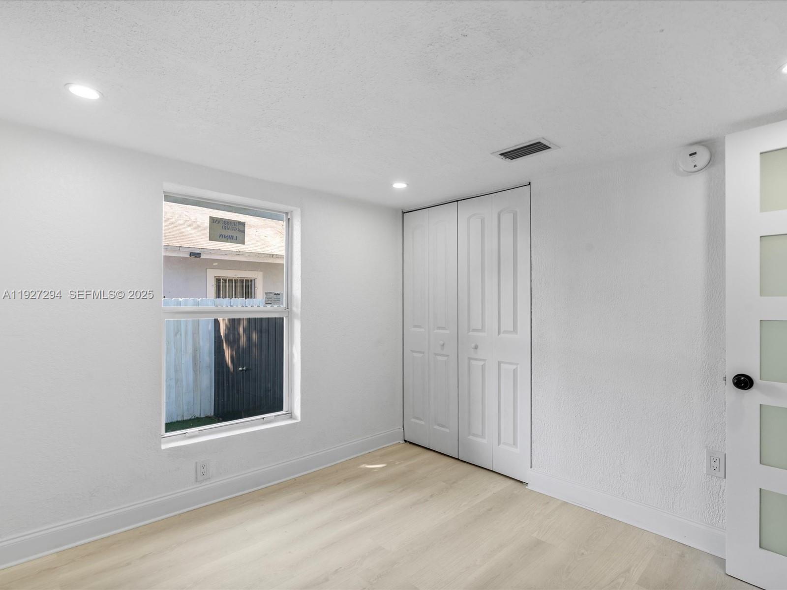 LIBERTY CITY - Residential