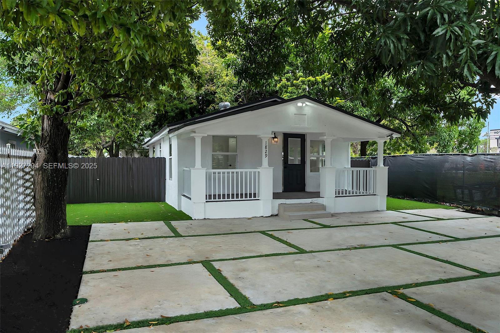 LIBERTY CITY - Residential