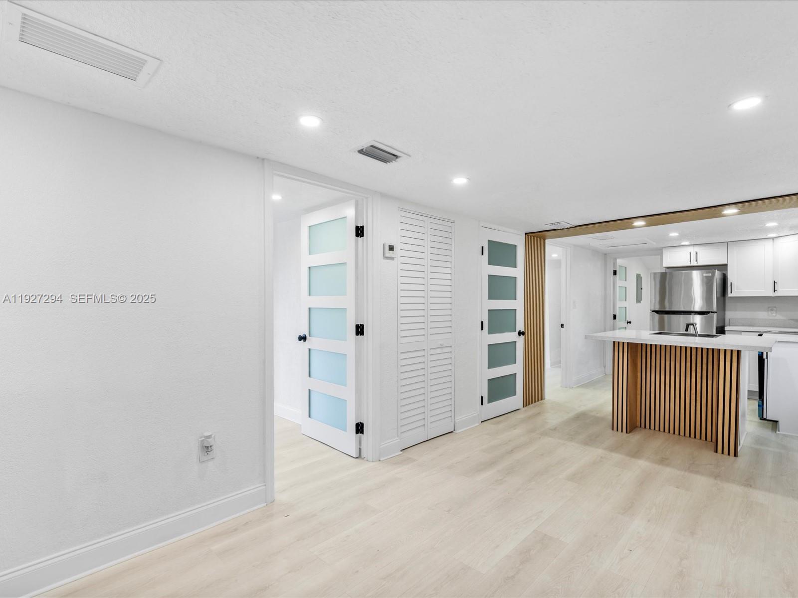 LIBERTY CITY - Residential