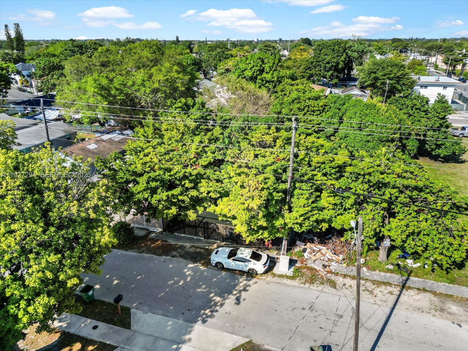 LIBERTY CITY - Residential