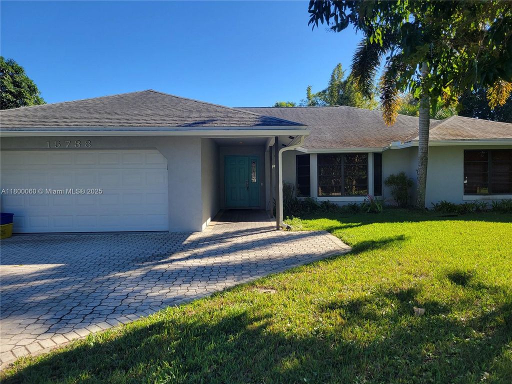Photo of 15738 N 75th Way N, Palm Beach Gardens, FL 33418 (MLS # A11800060)
