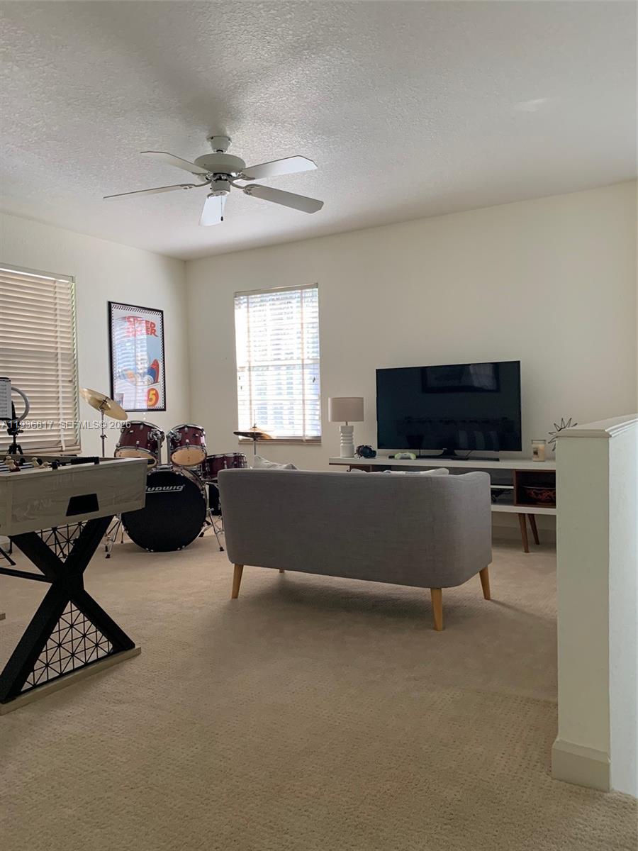 FAIRCREST HEIGHTS - Residential