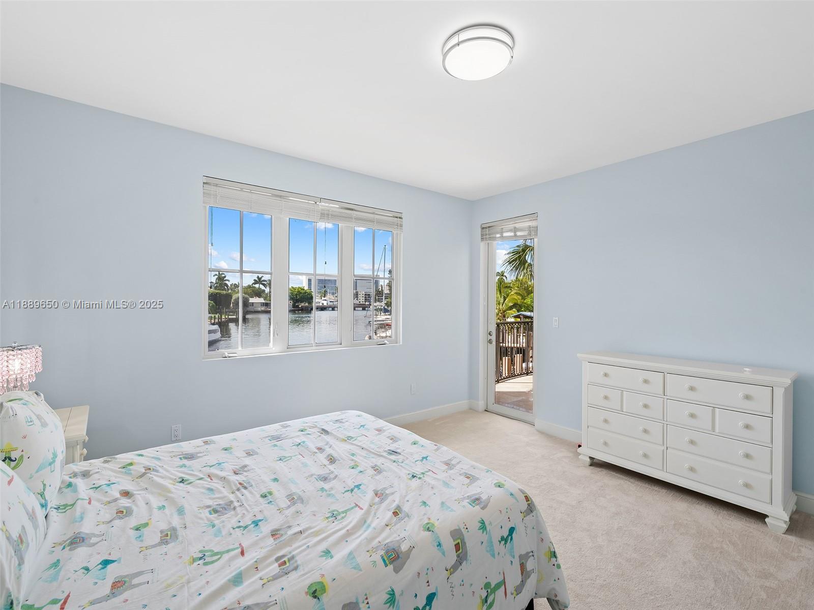 HEMINGWAY LANDINGS CONDO - Residential