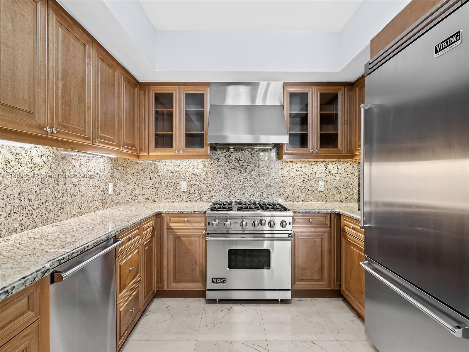 HEMINGWAY LANDINGS CONDO - Residential