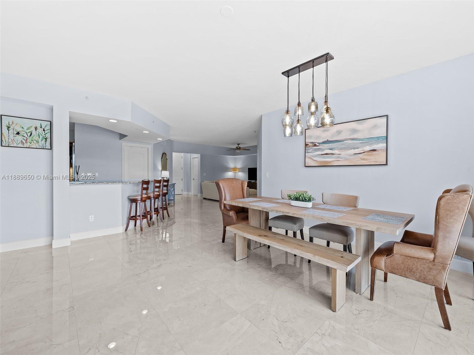HEMINGWAY LANDINGS CONDO - Residential