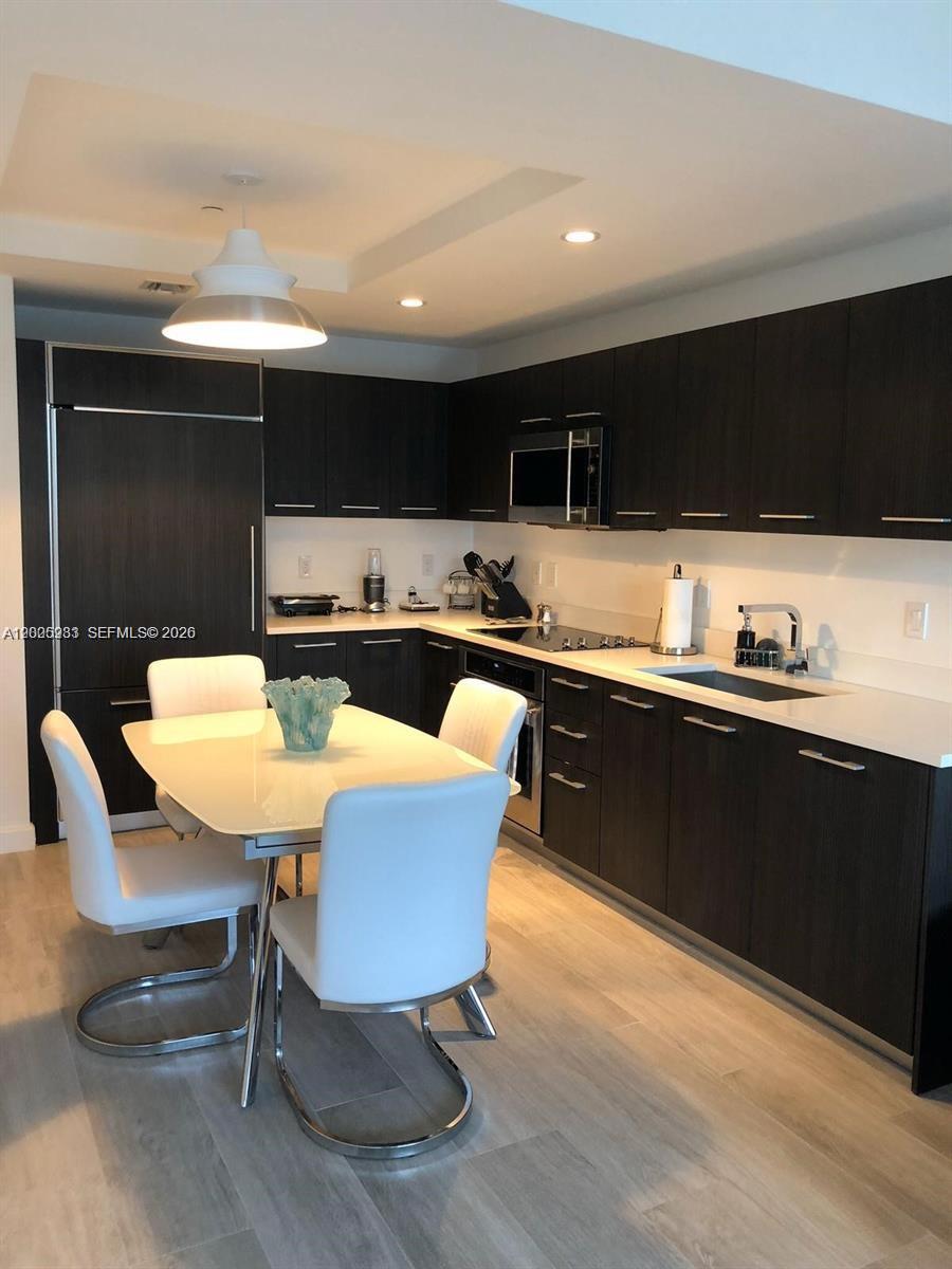 55 SW 9th St 2604