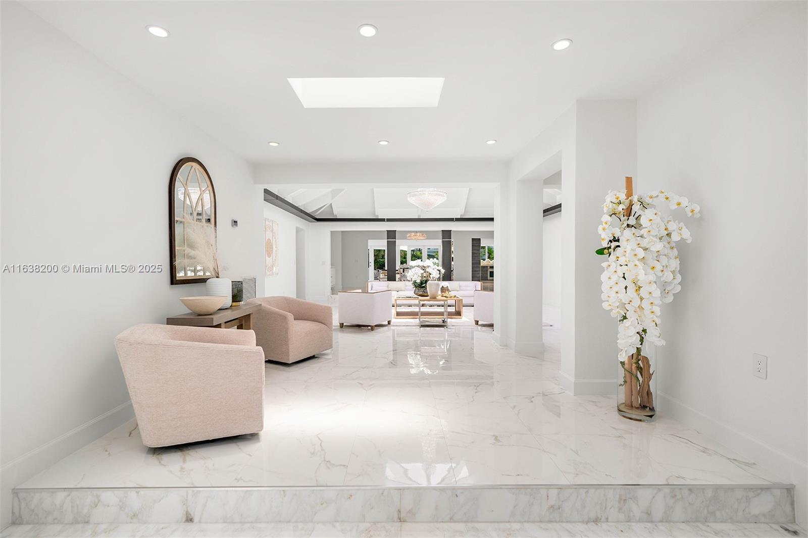 MARIEL GROVE VIEW - Residential