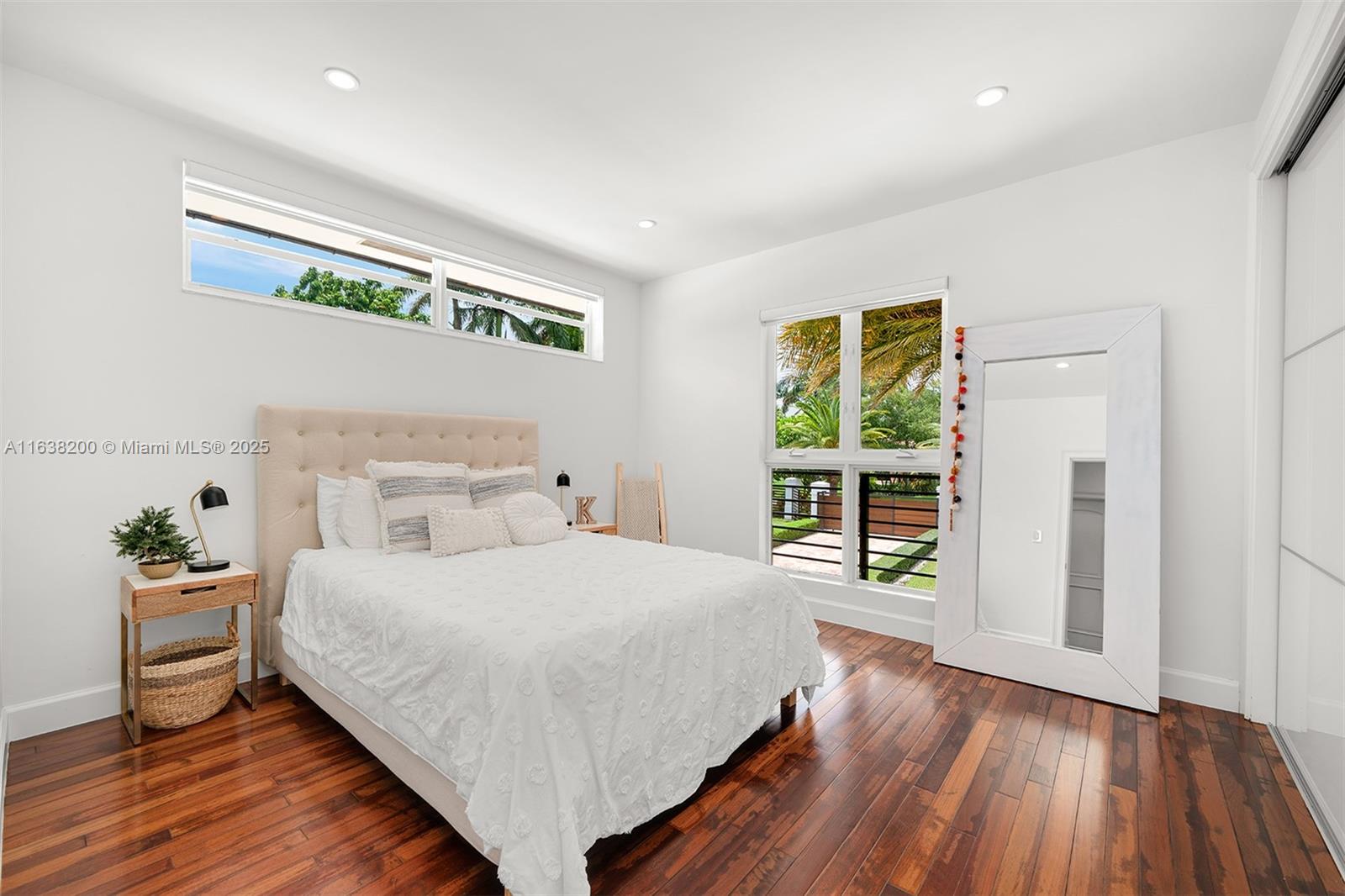 MARIEL GROVE VIEW - Residential