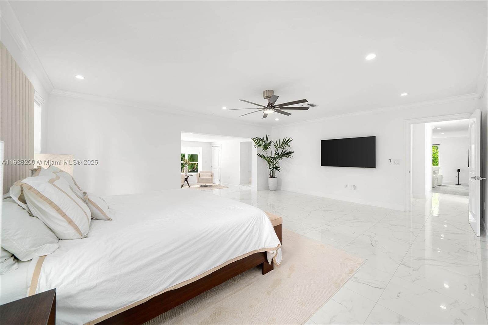 MARIEL GROVE VIEW - Residential