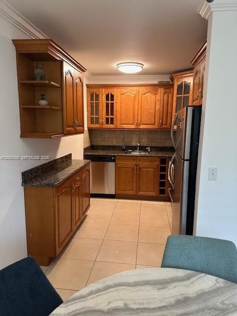 Photo of 13250 SW 7th Ct #114L, Pembroke Pines, FL 33027 (MLS # A12002105)