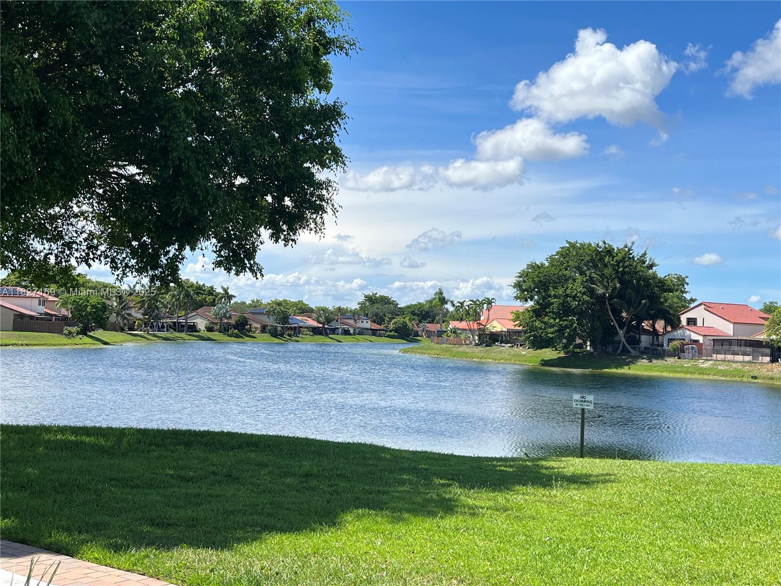 VILLA HOMES AT THE MOORS - Residential