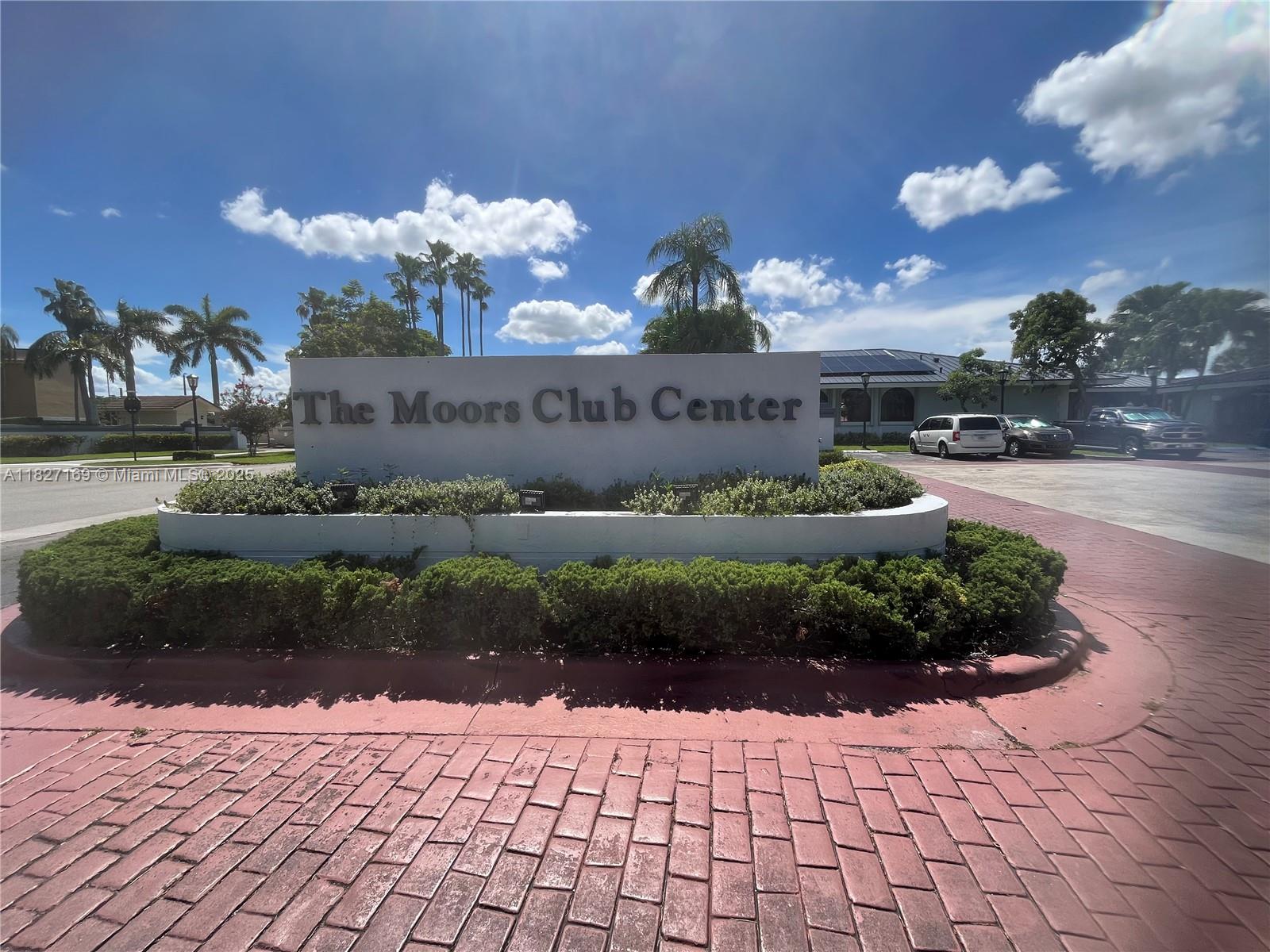 VILLA HOMES AT THE MOORS - Residential